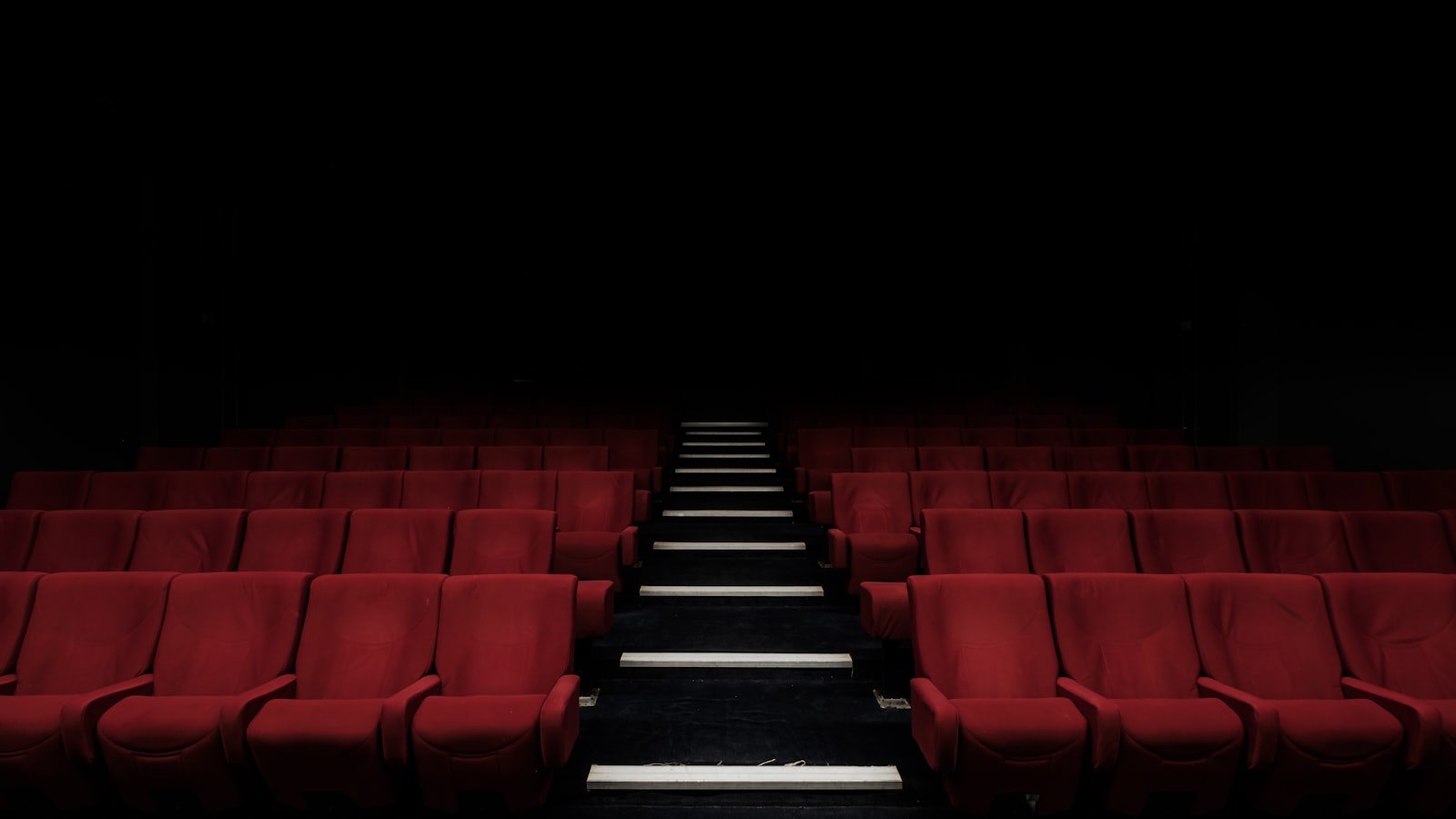 IPTV vs Netflix em 2026: Qual Escolher? Comparativo Completo | academiatech | academiatech IPTV